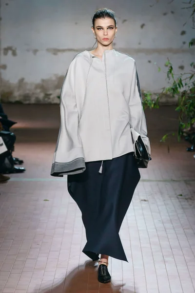 Look 45